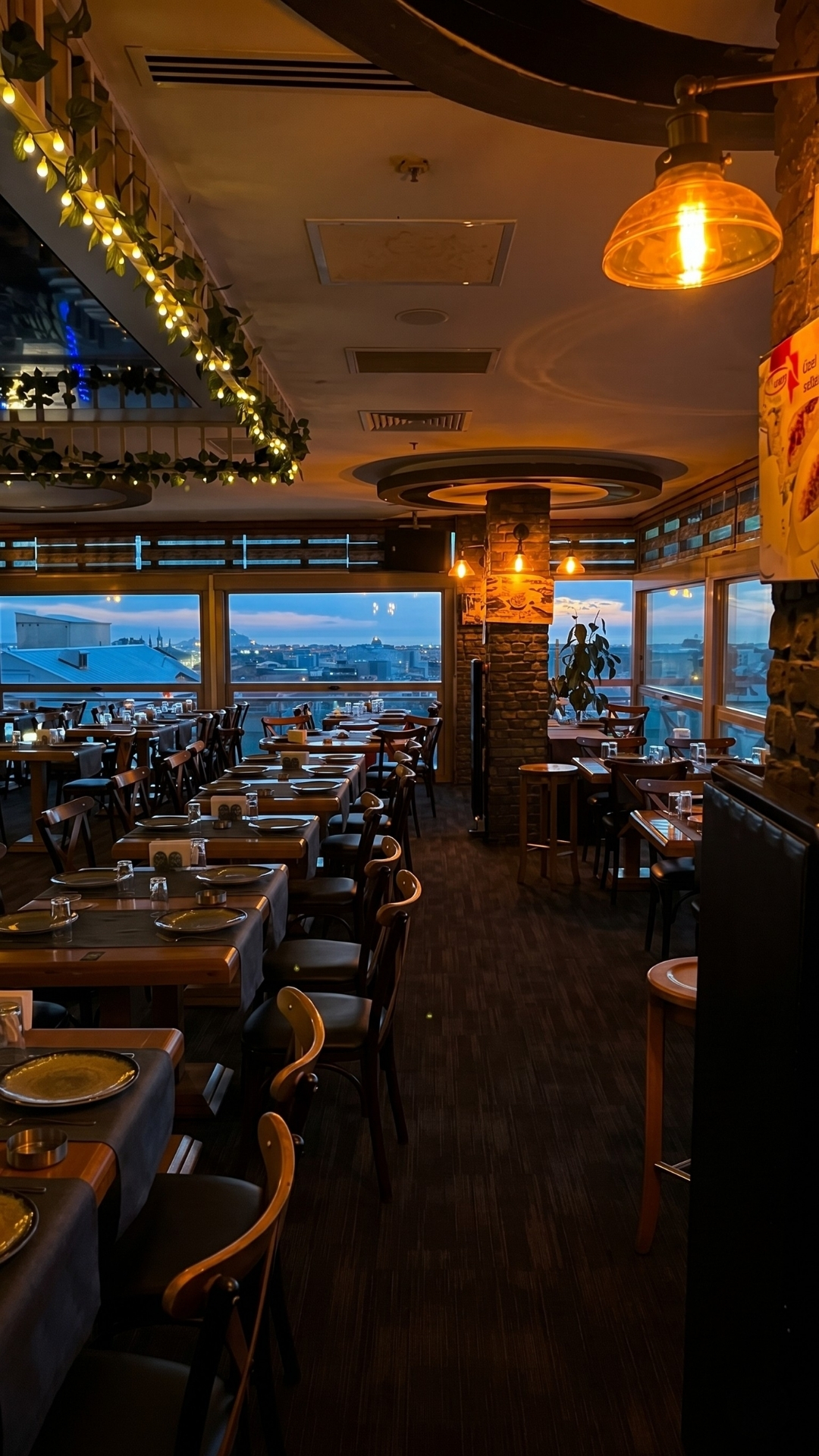 Şık Restoran Atmosferi
